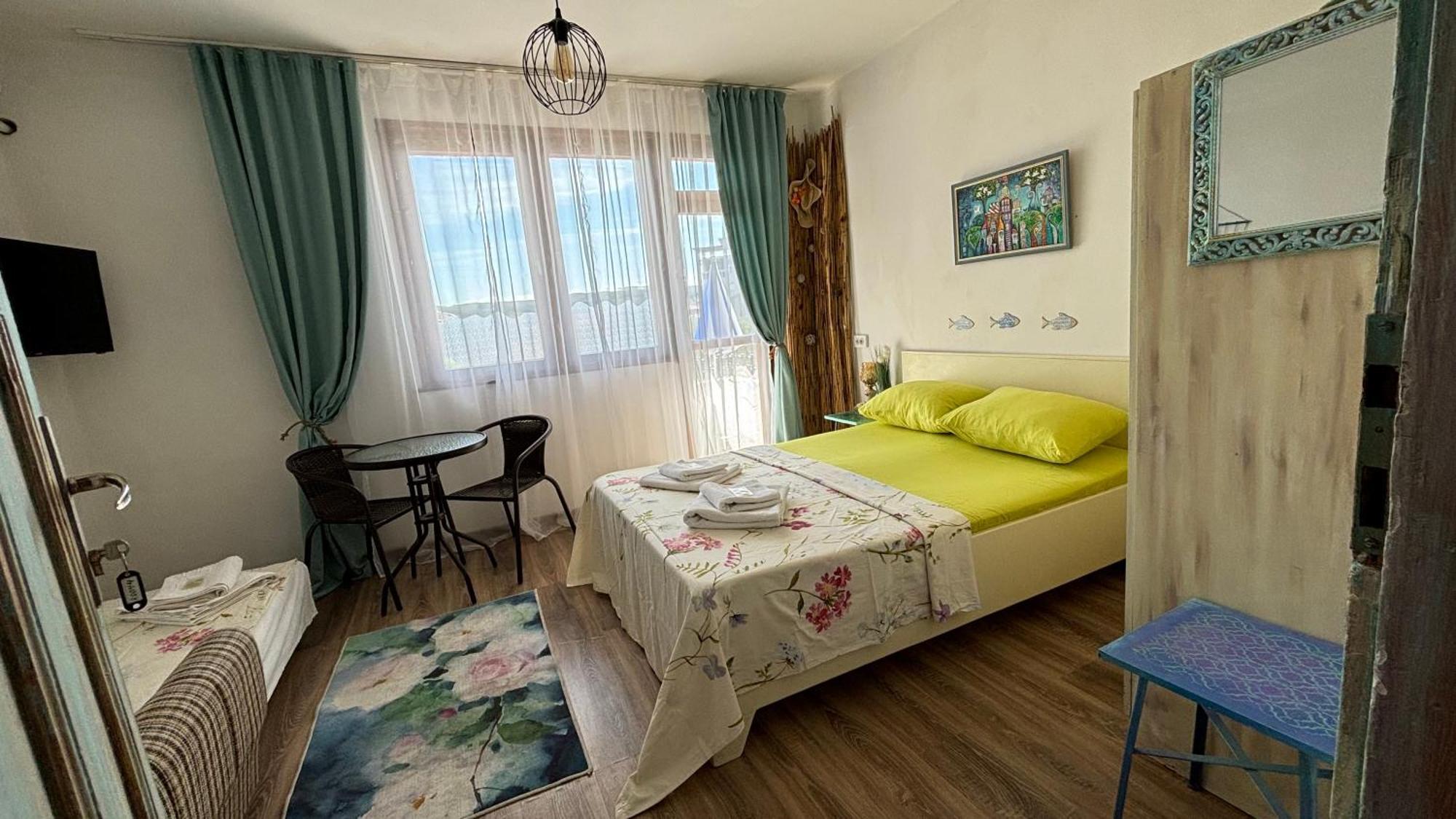 Guest House Hei Taka Sozopol Eksteriør billede